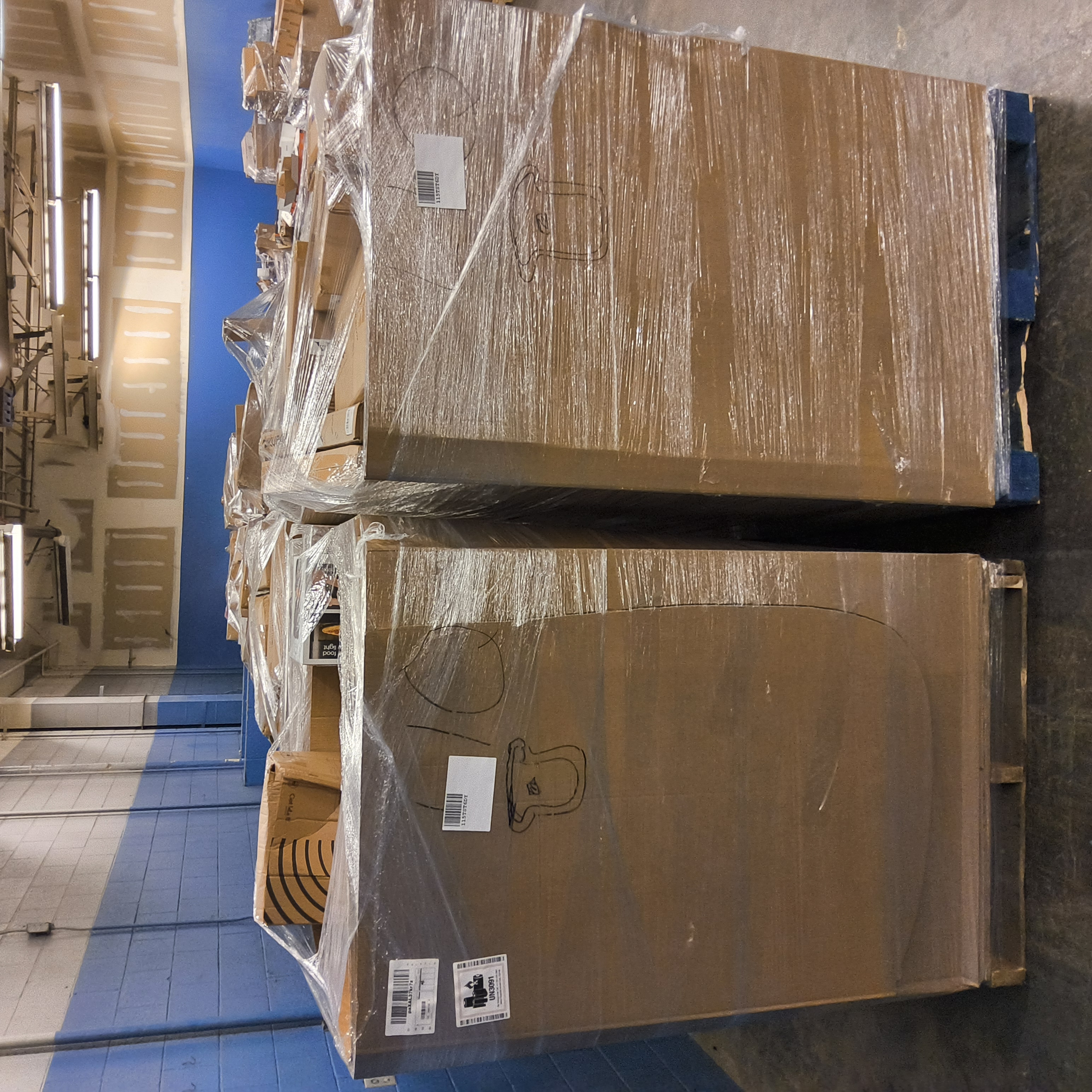 Quality Mixed Merchandise Load photo